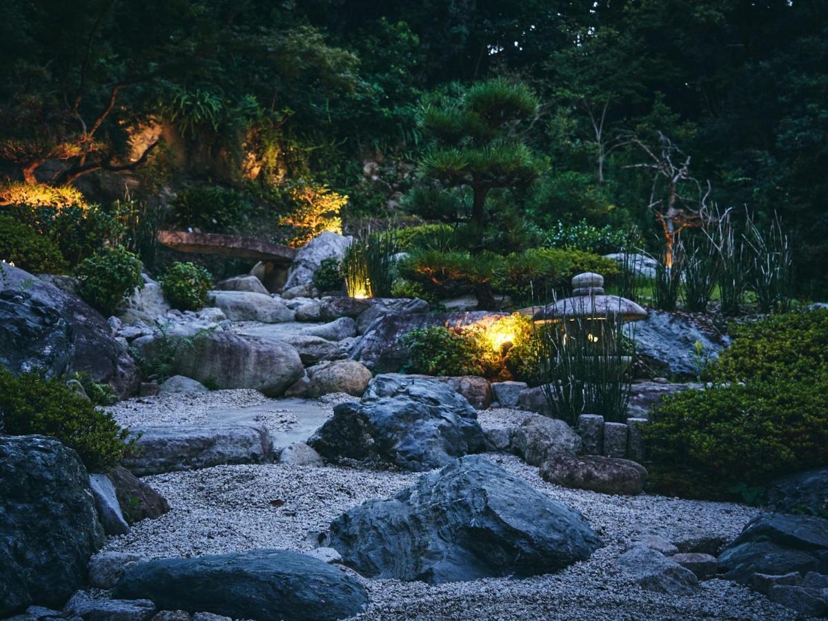 Ooedo Onsen Monogatari Premium Shirahama Gyoen Exterior foto